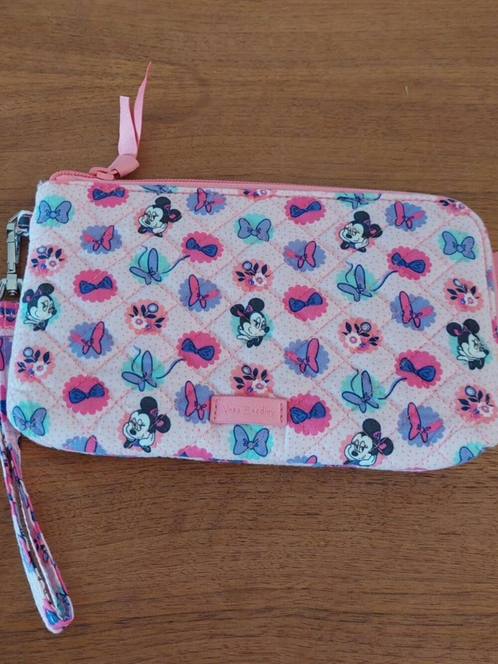 vera bradleys minnies garden Disney Minnie Mouse pink & blue wristlet with repea